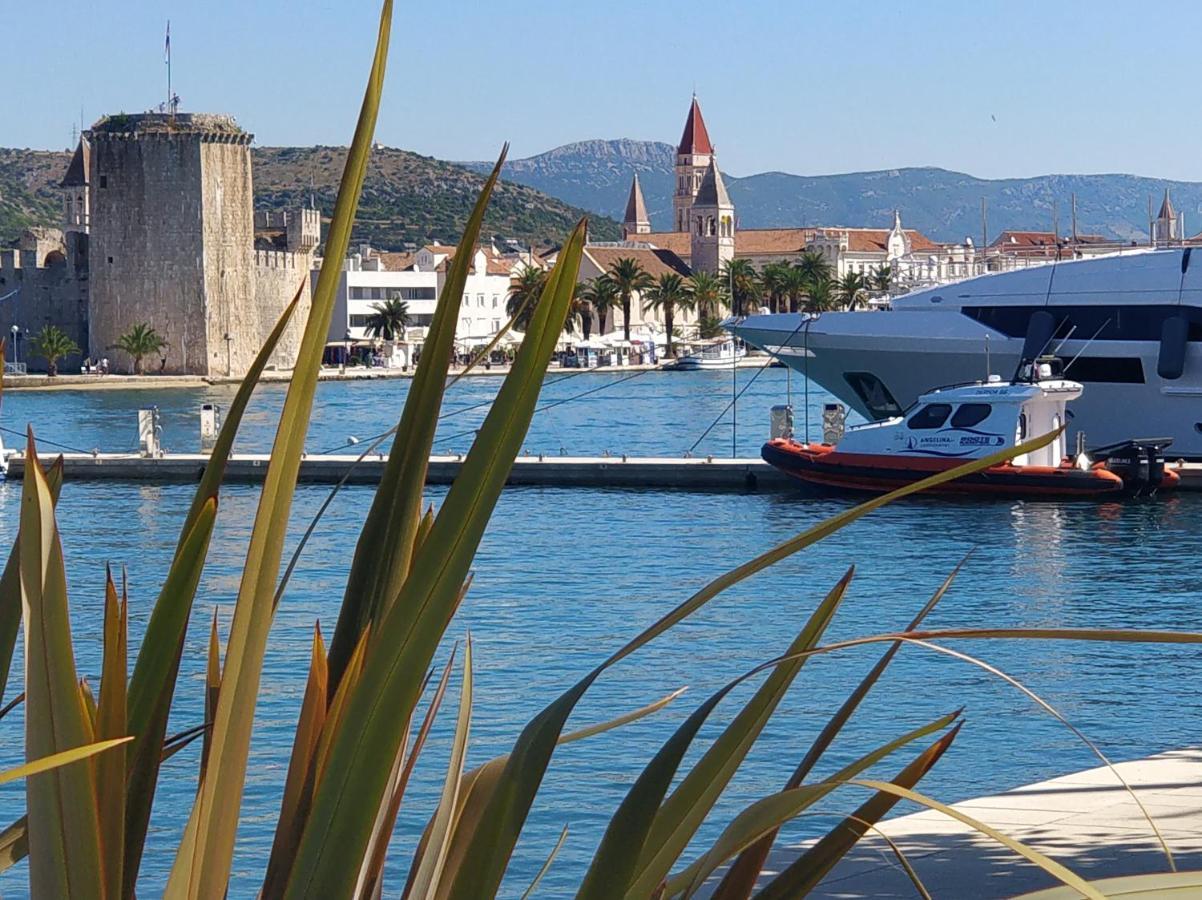 Apartments Villa A - Heating Pool Trogir Zewnętrze zdjęcie