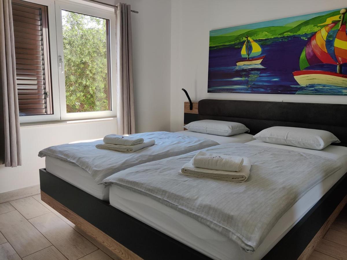 Apartments Villa A - Heating Pool Trogir Zewnętrze zdjęcie
